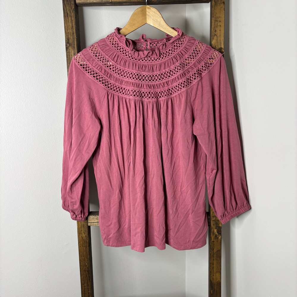 Cupid Blush Lace Detail Women's Top S